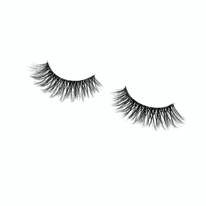 dark lashes